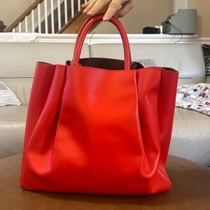alexandra de Curtis cherry red leather tote bag